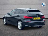 Used BMW 118 Sport Line 134 HP (98 kW) 2021 Black Hatchback