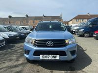 Used Toyota HiLux Active 150 HP (110 kW) 2017 Blue Pickup