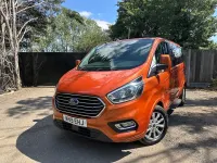 Used Ford Tourneo Custom Titanium 130 HP (95 kW) 2019 Orange Van