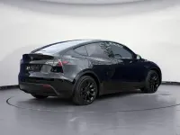 Used Tesla Model Y Long Range AWD 378 kW (514 HP) 2022 Black SUV