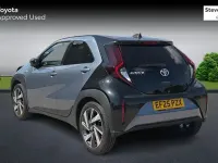Used Toyota Aygo X 72 HP (52 kW) 2025 Grey SUV
