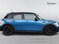 Usado Mini Cooper Classic 134 CV (98 kW) 2024 Azul Utilitario