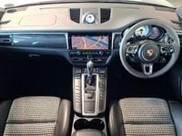 Used Porsche Macan Turbo 440 HP (323 kW) 2020 Silver SUV