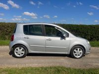 Używany Renault Grand Modus Dynamique 86 KM (63 kW) 2009 Srebrny Minivan