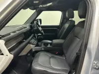 Usado Land Rover Defender SE Dynamic 245 HP (180 kW) 2024 Prateado SUV