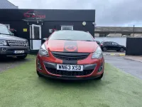 Używany Vauxhall Corsa Edition 2013 Pomarańczowy Hatchback