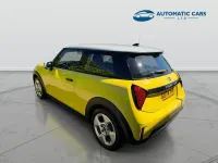 New Mini Cooper Classic 114 kW (156 HP) 2025 Yellow Hatchback