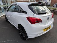 Second-hand Vauxhall Corsa Edition 2015 Alb Hatchback