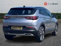 Used Vauxhall Grandland X SRi 130 HP (95 kW) 2020 Grey SUV