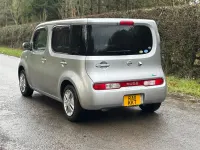 Usado Nissan Cube 2011 Plateado Utilitario