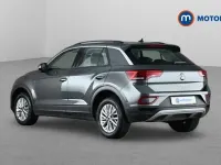 Used VW T-Roc Life 110 HP (80 kW) 2024 SUV