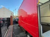 Käytetty Peugeot Boxer 130 HP (95 kW) 2016 Punainen Van