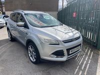 Usado Ford Kuga Titanium 140 CV (102 kW) 2014 Plateado SUV