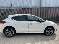 Used Citroën DS4 2015 White Hatchback