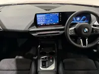 Begagnad BMW 120 M Sport 2025 Röd Halvkombi