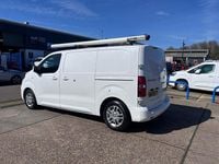 Used Vauxhall Vivaro Sportive 120 HP (88 kW) 2020 White MPV