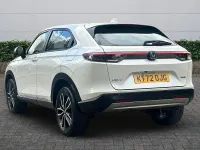 Used Honda HR-V Elegance 131 HP (96 kW) 2023 White SUV