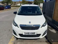 Used Peugeot 108 Collection 82 HP (60 kW) 2018 White Hatchback