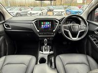 Second-hand Isuzu D-Max 162 CP (119 kW) 2022 Portocaliu Pickup
