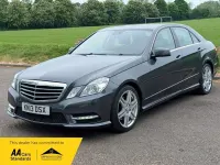 Usado Mercedes E250 2013 Cinzento Sedan