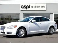 Second-hand Jaguar XF Luxury 238 CP (175 kW) 2010 Alb Berlinǎ