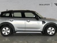 Usado Mini Cooper Countryman Classic 134 CV (98 kW) 2023 Plateado SUV