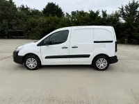 Used Citroën Berlingo 75 HP (55 kW) 2017 White MPV