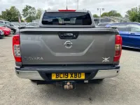 Used Nissan Navara Tekna 190 HP (139 kW) 2019 Grey Pickup