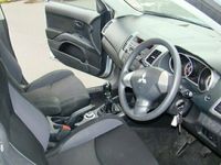 used Mitsubishi Outlander 2.0