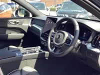 New Volvo XC60 Plus 250 HP (183 kW) 2026 Blue SUV
