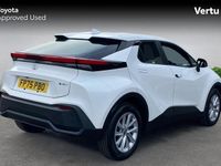 Used Toyota C-HR 140 HP (102 kW) 2025 White SUV