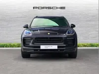 Used Porsche Macan 261 HP (191 kW) 2026 Black SUV
