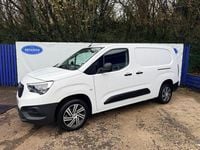Used Vauxhall Combo Edition 100 HP (73 kW) 2020 White Van