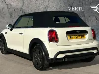 Begagnad Mini Cooper Cabriolet Comfort 136 HK (100 kW) 2009 Cab
