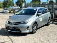 Used Toyota Auris Hybrid Plus 2015 Grey Estate