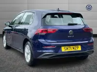 Used VW Golf VIII Life 130 HP (95 kW) 2022 Blue Hatchback