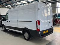 Used Ford Transit 125 HP (91 kW) 2016 White Van