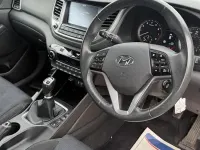 Used Hyundai Tucson SE 132 HP (97 kW) 2017 White SUV