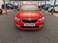 Used Skoda Octavia Elegance 105 HP (77 kW) 2013 Red Hatchback