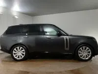 Begagnad Land Rover Range Rover SE 434 HK (319 kW) 2022 Grå SUV