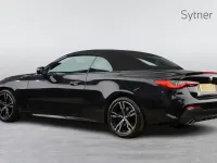 Usado BMW 420 M Sport 192 HP (141 kW) 2022 Preto Cabrios