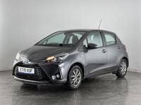 Used Toyota Yaris Hybrid 101 HP (74 kW) 2019 Grey Hatchback