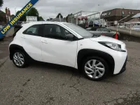 Used Toyota Aygo X PURE 72 HP (52 kW) 2023 White SUV