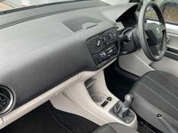 Used Seat Mii Design 58 HP (42 kW) 2016 Silver Hatchback