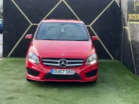 Begagnad Mercedes B180 AMG line 109 HK (80 kW) 2017 Röd Minibuss