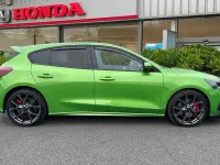 Usado Ford Focus ST 280 HP (205 kW) 2023 Verde Citadino
