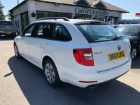 Used Skoda Superb 140 HP (102 kW) 2013 White Estate