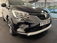Used Renault Captur Evolution 91 HP (66 kW) 2023 Diamond black SUV