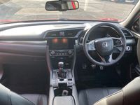 Second-hand Honda Civic Prestige 182 CP (133 kW) 2018 Roșu Hatchback