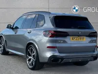 Usado BMW X5 M Sport 489 HP (359 kW) 2023 Cinzento SUV